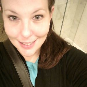 Meet your Posher, Candice